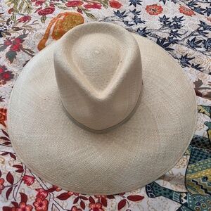 Cuyana wide brim summer hat - size 56 NWT
